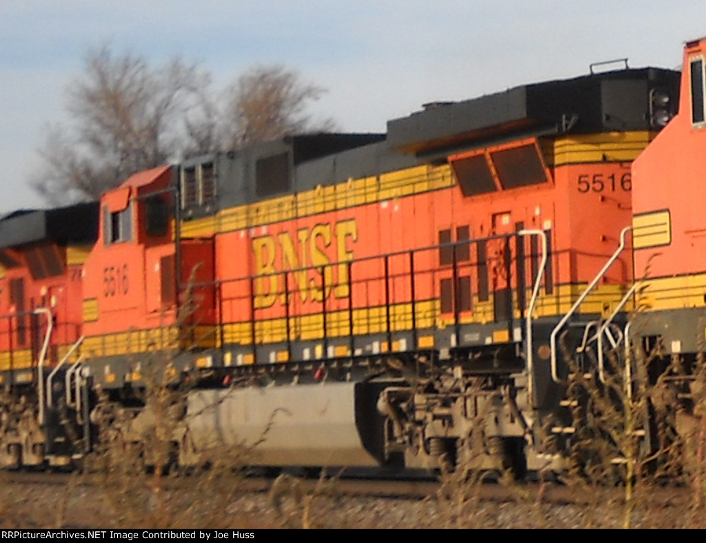 BNSF 7640 West